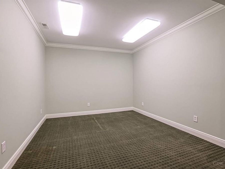 35 Frick Court, Glendale, OH 45246 Photo 32