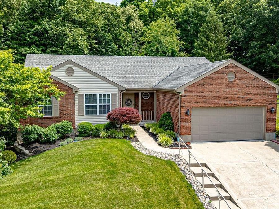3770 Durango Green Drive, Miami Township, OH 45002 Photo 2