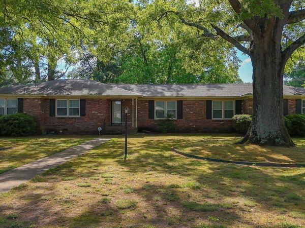 2301 Fleetwood Drive SE, Decatur, AL 35601