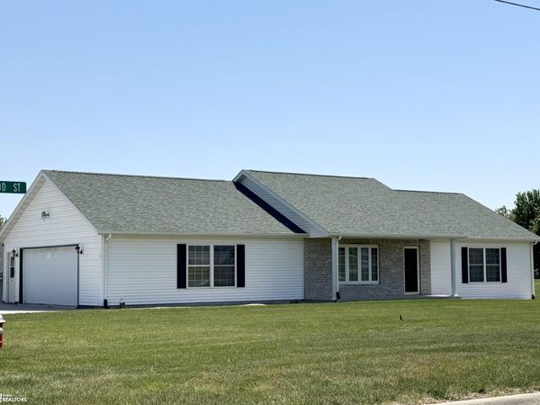 1710 W De Voe Street, Creston, IA 50801