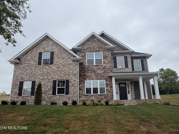 132 Galeberry Ave, Oak Ridge, TN 37830