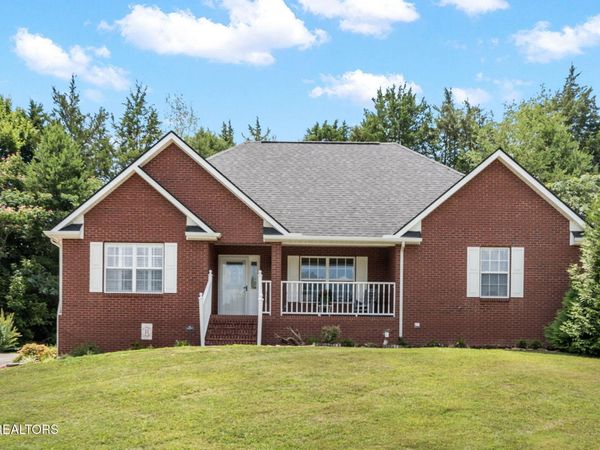7609 Wilderness Path Rd, Corryton, TN 37721