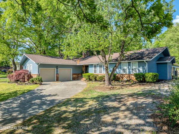 202 Candora Rd , Maryville, TN 37804