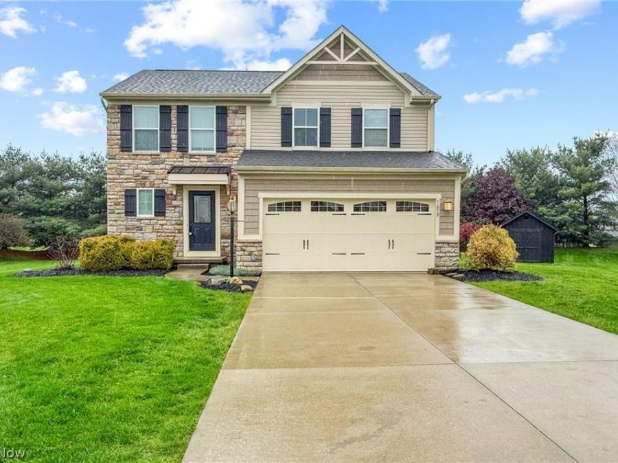 7679 Fiddler Court Circle NE, Canton, OH 44721 Photo 1