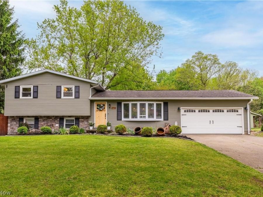 2994 Forestview Street NE, Canton, OH 44721 Photo 1