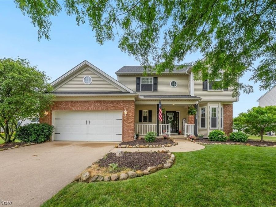 9387 Victoria Lane , North Ridgeville, OH 44039 Photo 1