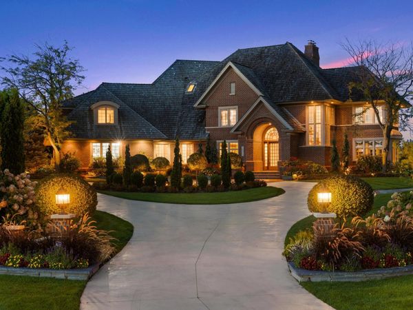 18313 Nicklaus Way , Eden Prairie, MN 55347