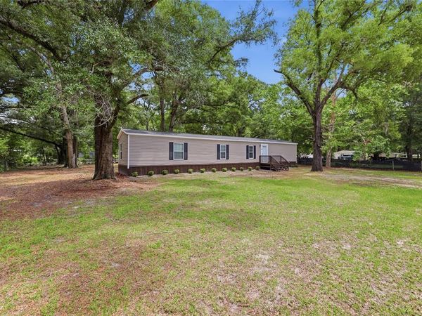215 SW ALPINE PLACE , HIGH SPRINGS, FL 32643