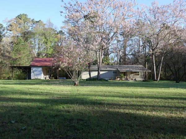 910 & 920 Reaves Cemetery , New Edinburg, AR 71660