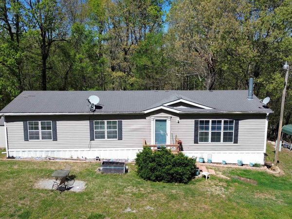 1635 GR 402 , Lafe, AR 72436