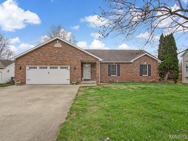 454 Mary Drive , Waterloo, IL 62298