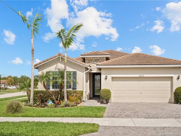 4520 NW Exchange Avenue , Jensen Beach, FL 34957