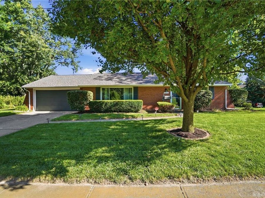 3081 Viewcrest Place, Kettering, OH 45420 Photo 1
