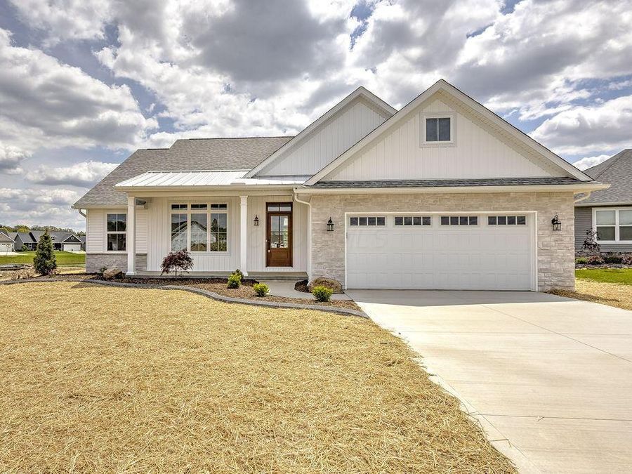 213 De Rosa Drive , Johnstown, OH 43031 Photo 1