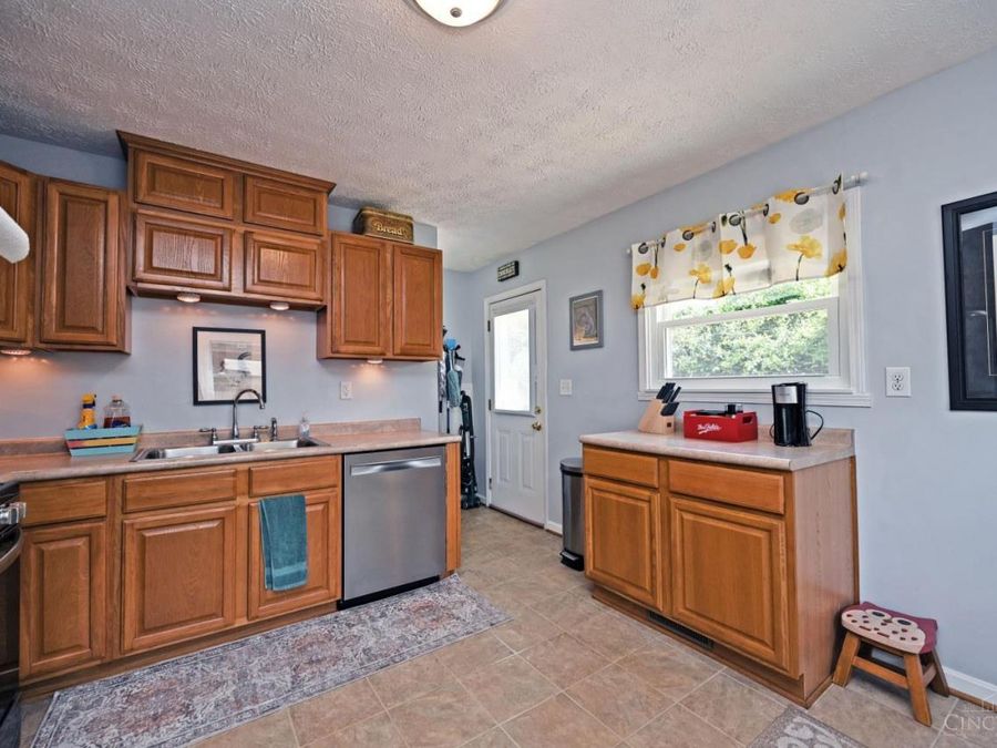 521 Denmark Drive, Union Township, OH 45244 Photo 11