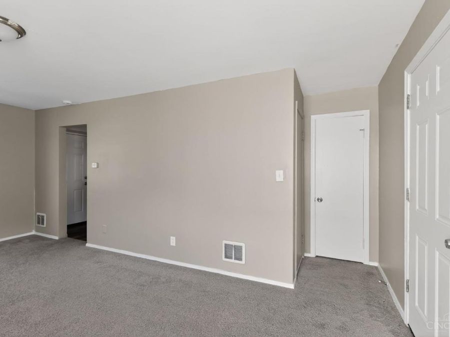 700 Wilbud Drive, Cincinnati, OH 45205 Photo 10