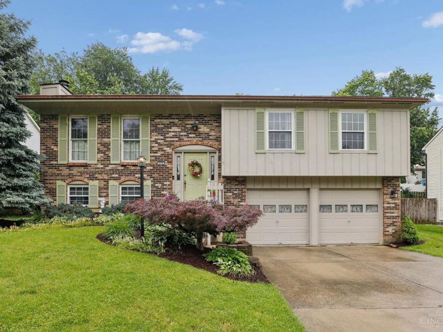 220 Assisiview Court, Cincinnati, OH 45238 Photo 1
