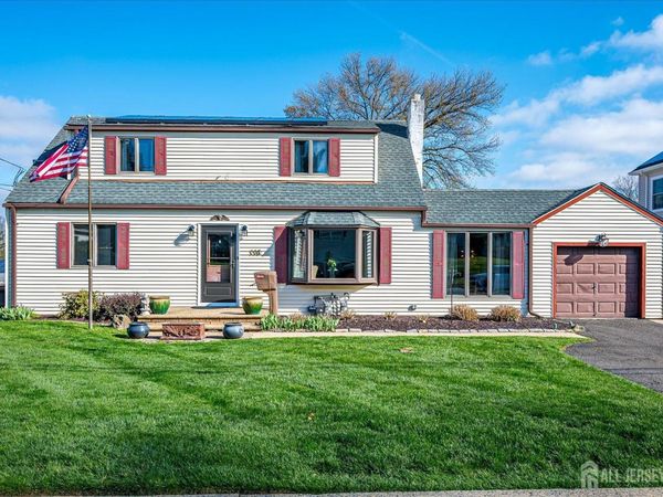 110 Normandy Road , Colonia, NJ 07067