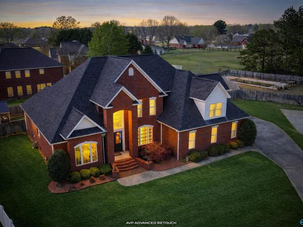 3100 Table Rock Drive SW, Hartselle, AL 35640