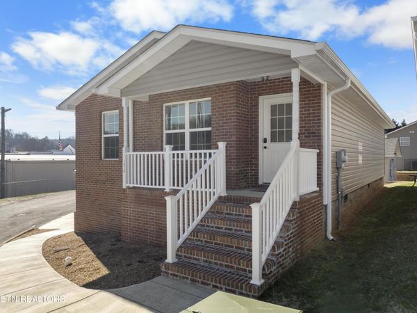 1030 Park Blvd Circle , Rogersville, TN 37857