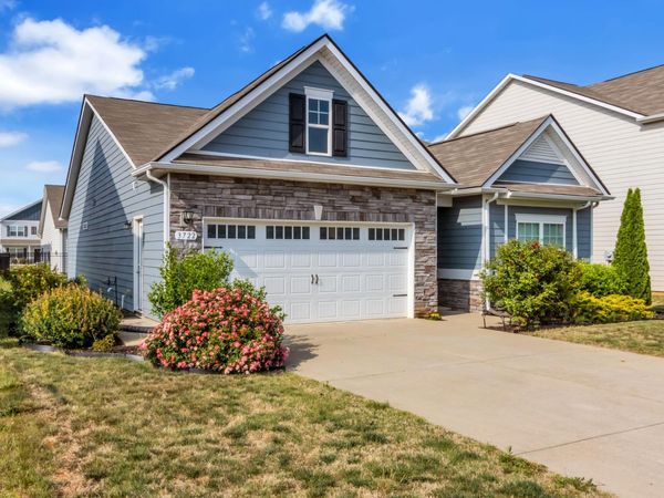 3722 Pelham Wood Dr , Murfreesboro, TN 37128