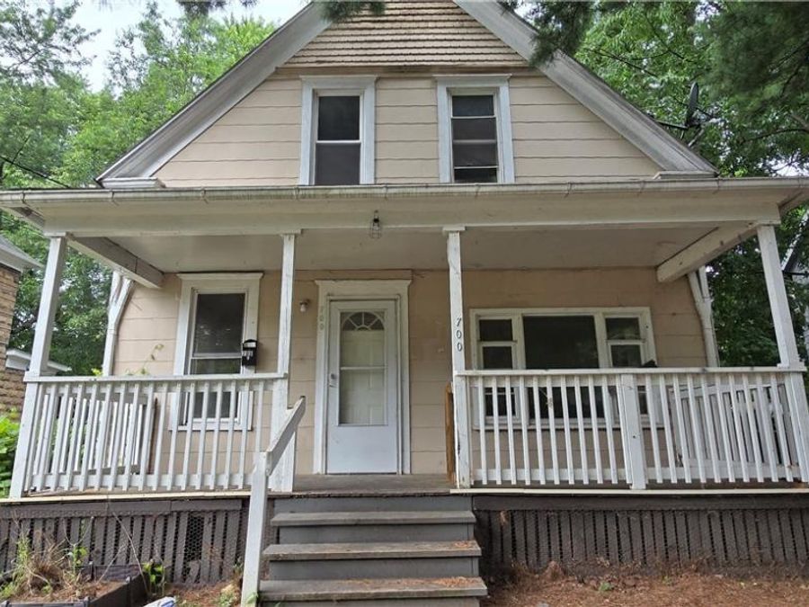 700 Carpenter Street , Akron, OH 44310 Photo 1