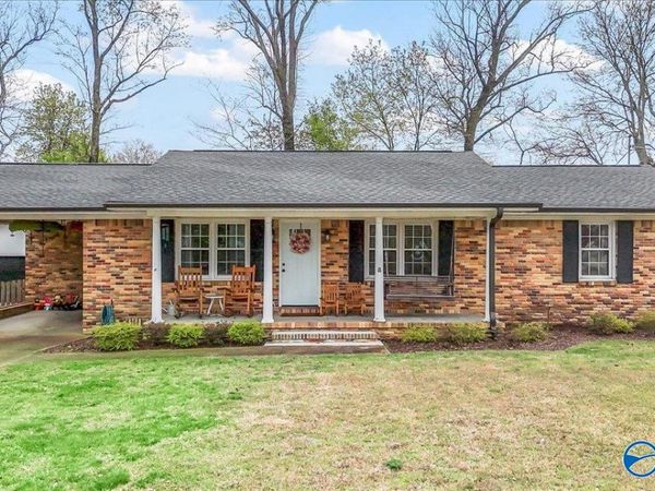 104 10th Avenue NE, Arab, AL 35016