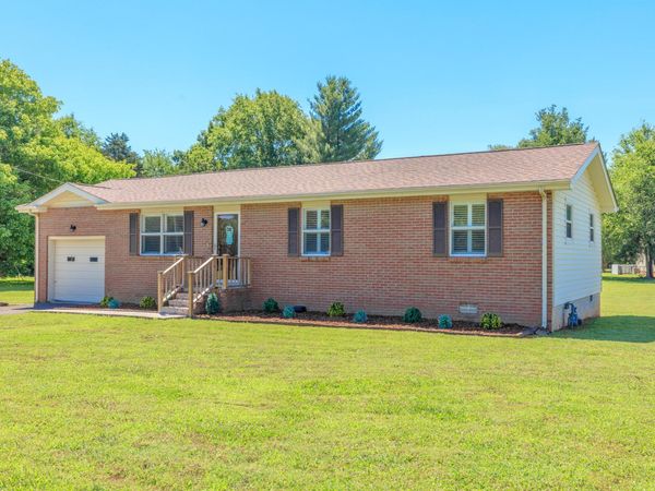 131 Orchard Grass Lane, Chickamauga 30707