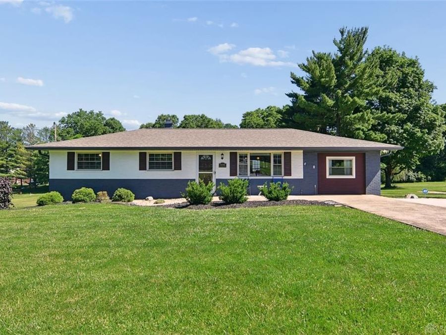 6056 Bardean Drive, West Chester, OH 45069 Photo 1