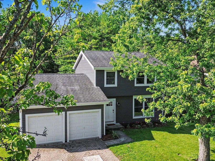 445 High Meadows Village Drive, Powell, OH 43065 Photo 1