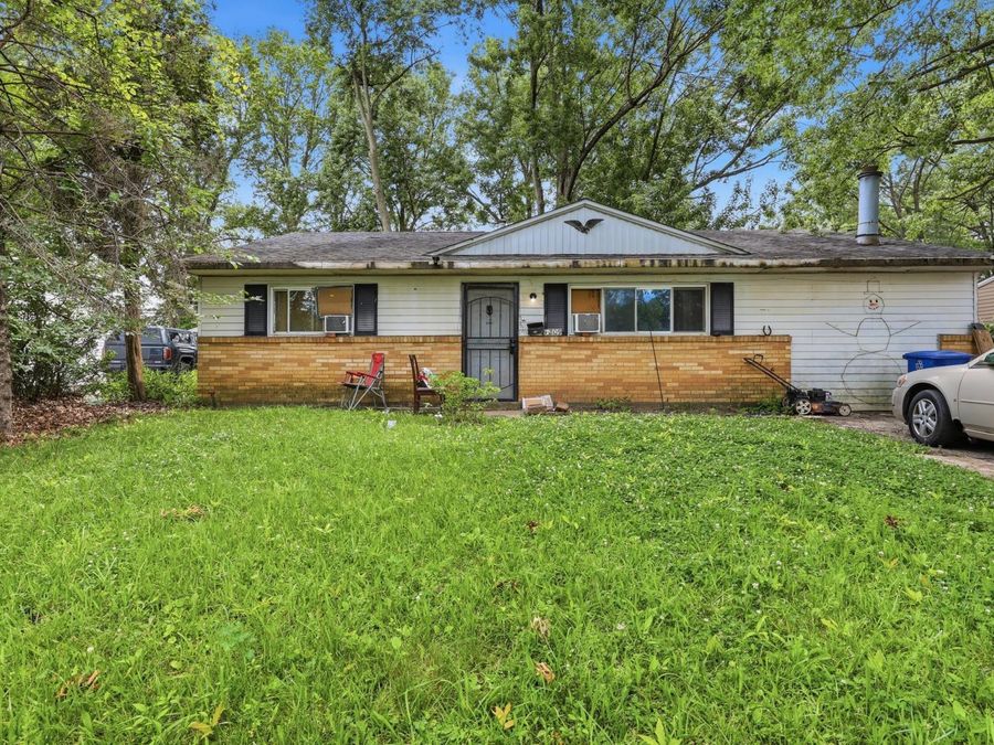5209 Mapleridge Drive , Columbus, OH 43232 Photo 1