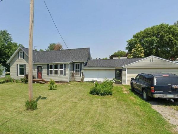 220 E ORANGE ST, Letts, IA 52754