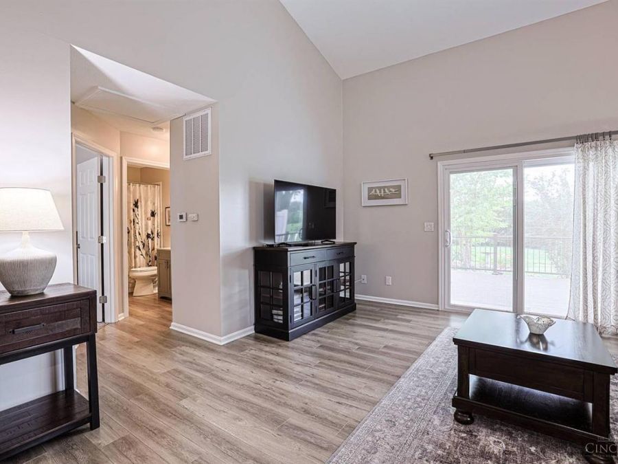 5270 Bay Pointe Drive, Mason, OH 45040 Photo 8