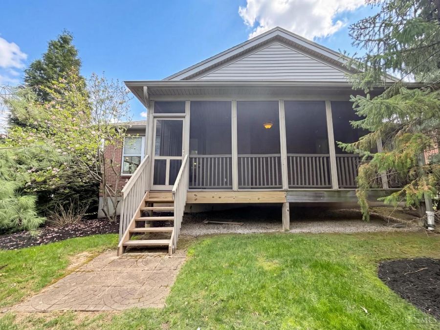 8016 Stonegate Drive, Anderson Township, OH 45255 Photo 5