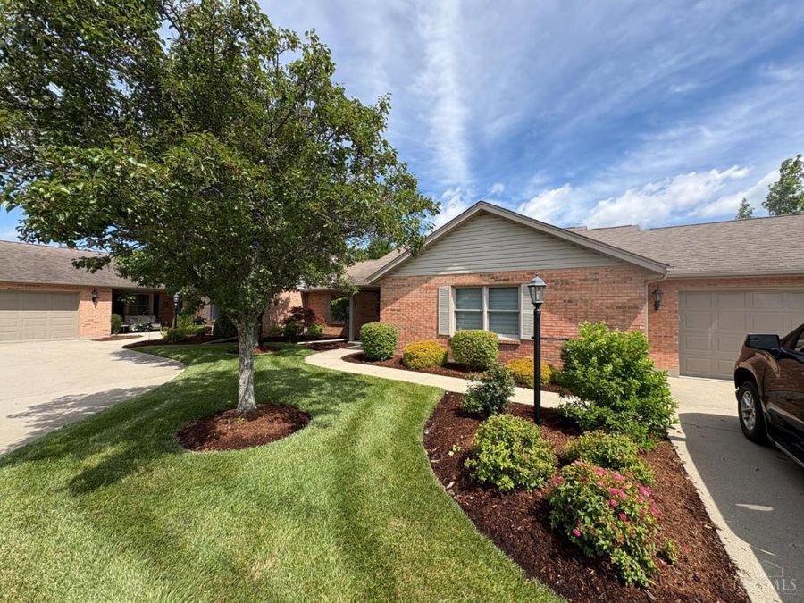 1240 Stephanie Drive, Hamilton, OH 45013 Photo 1