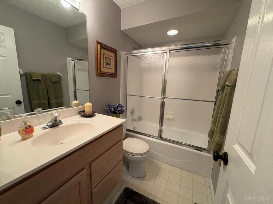 1240 Stephanie Drive, Hamilton, OH 45013 Photo 14
