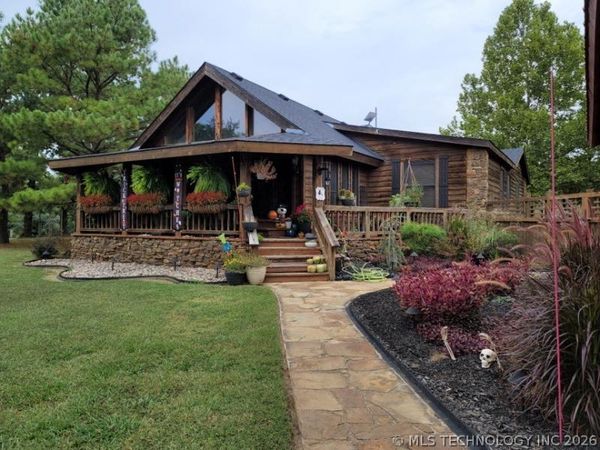 18007 Marian Avenue , Claremore, OK 74017