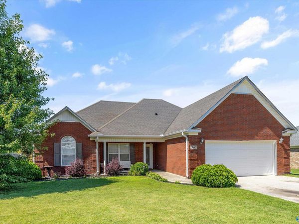 27683 Grant Drive, Elkmont, AL 35620