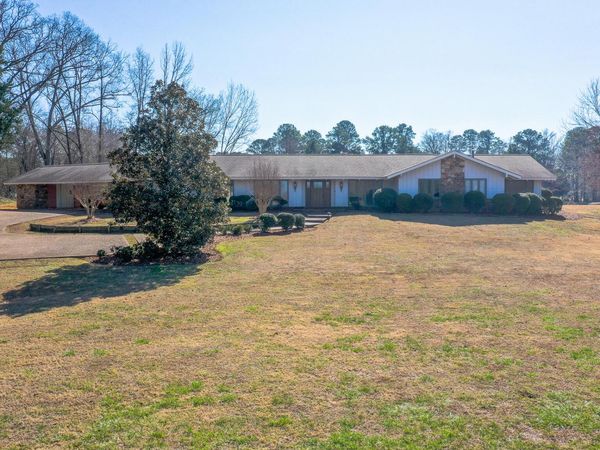 103 Countryside, Starkville, MS 39759