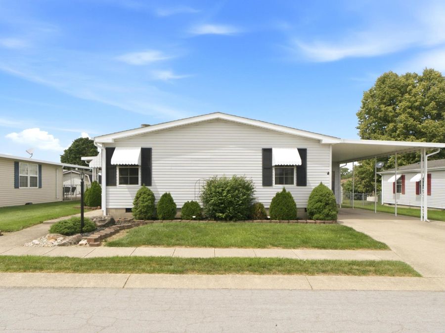 225 Heather Lane, Fairborn, OH 45324 Photo 1