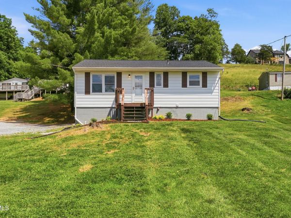 223 Cedar Creek Road, Gray, TN 37615