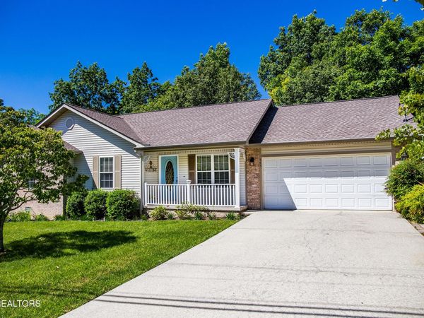 545 Snead Drive , Crossville, TN 38558