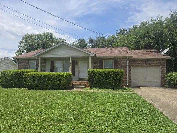 3820 Marla Cir , Clarksville, TN 37042