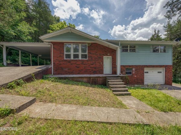 220 Industrial Park Lane , Rocky Top, TN 37769