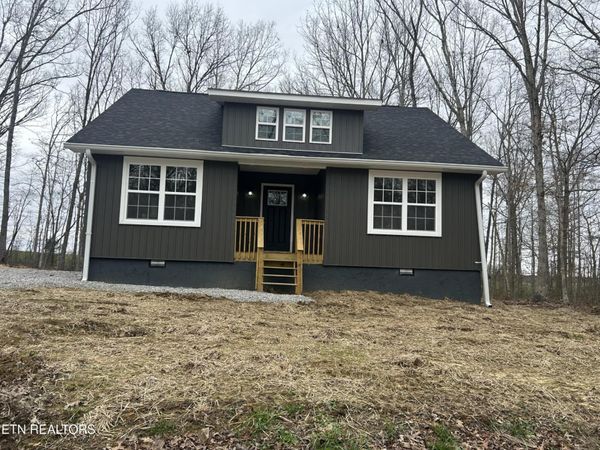 152 George Young Rd , Jamestown, TN 38556