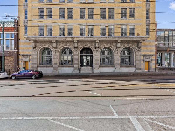 245 MADISON AVE, Unit 705, Memphis, TN 38103