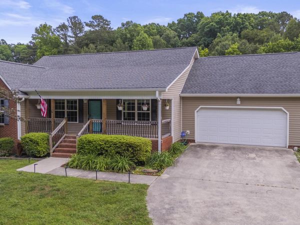 1723 Garretts Chapel Road, Chickamauga 30707