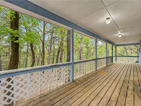 2533 County Road 102 , Eureka Springs, AR 72632