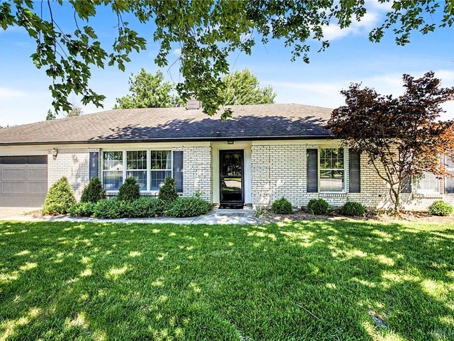 9909 Sheehan Road, Centerville, OH 45458 Photo 1