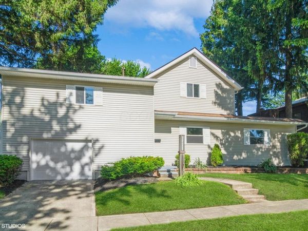 823 S Walnut Street , Bucyrus, OH 44820
